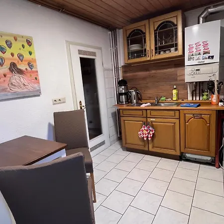 Apartment Zwischen Bach Und Luther Mit Garten