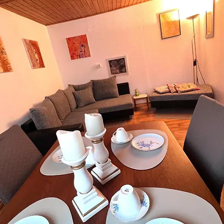 Apartment Zwischen Bach Und Luther Mit Garten